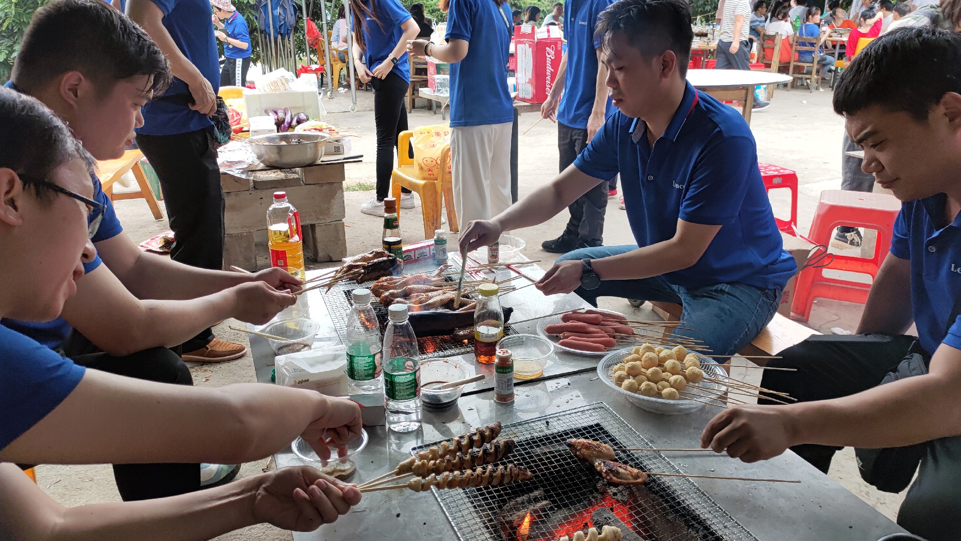 松湖騎行，穿樹飛花；農(nóng)家休閑，擁抱自然